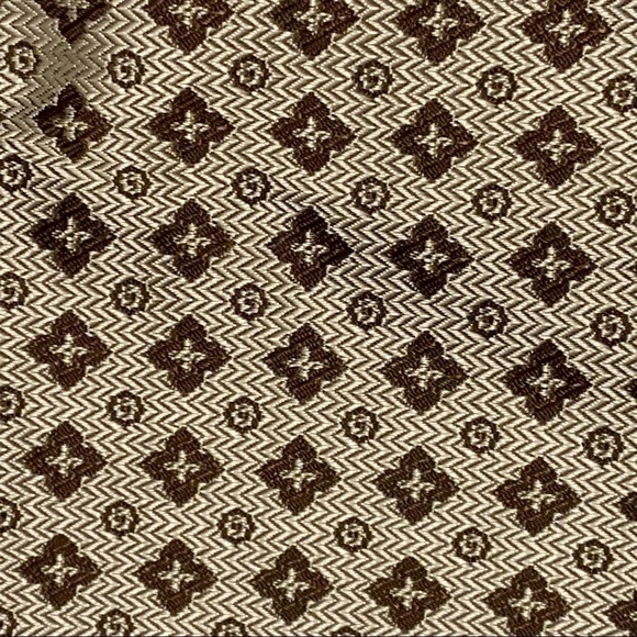 𝅺DESIGNER inspired quality fabric. - Picture 2 of 5